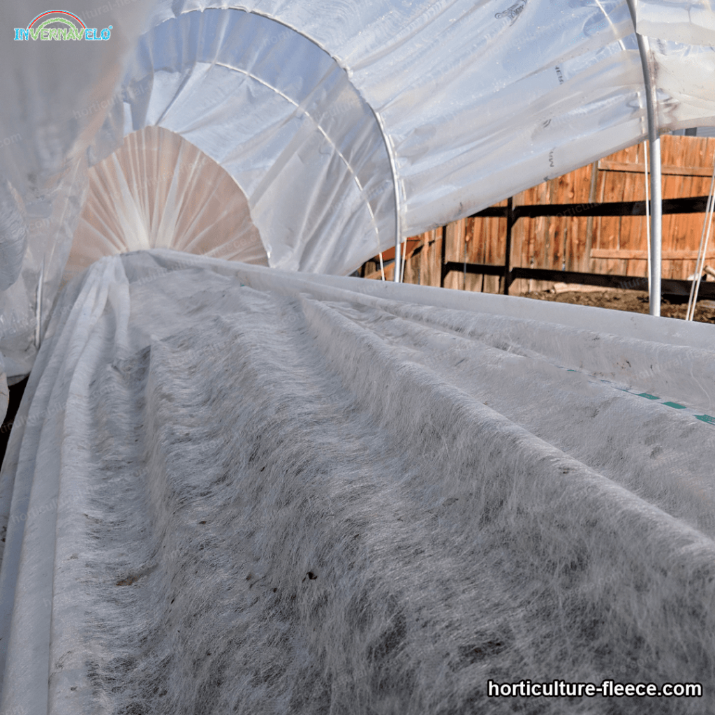 micro tunnel with floating row cover